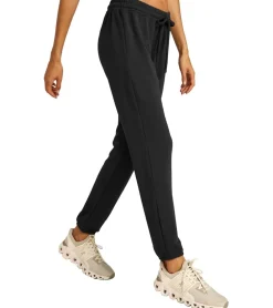 Beyond Yoga Off Duty Jogger