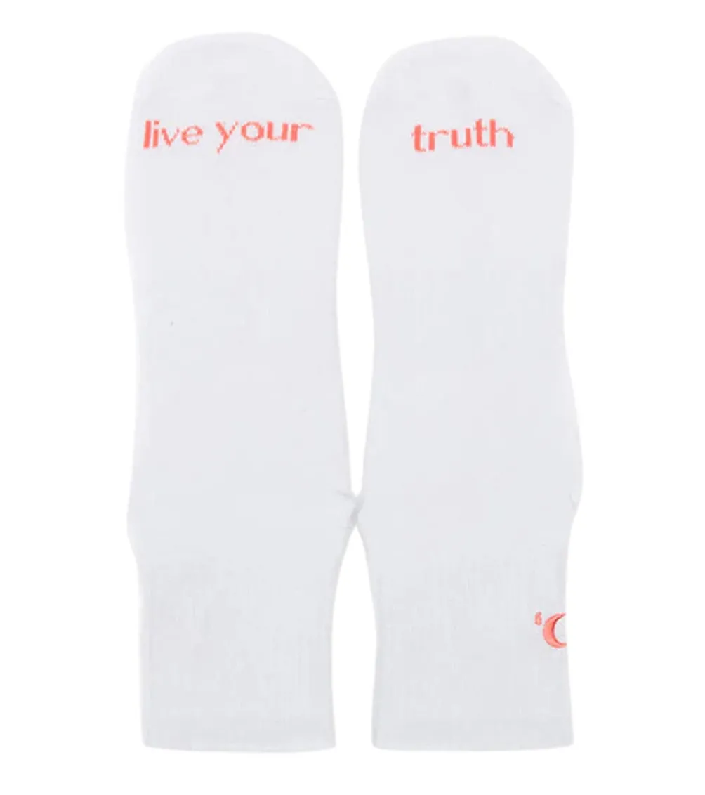 B, Halfmoon Grip Socks