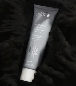 100% Pure Charcoal Clay Cleanser