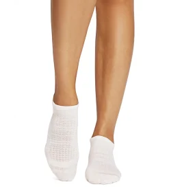 Tavi Breeze Savvy Grip Socks