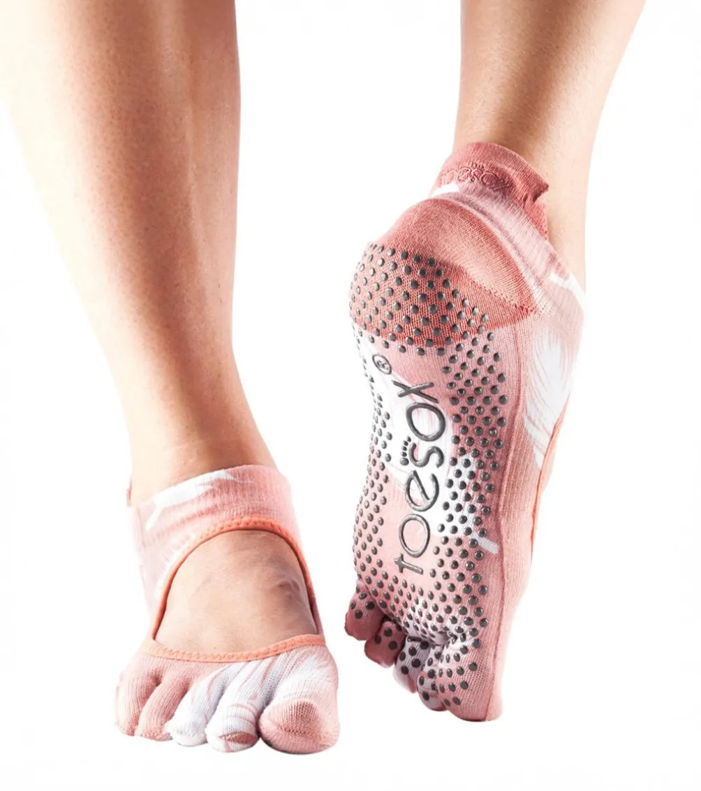 Toesox Bellarina Full-Toe Yoga Grip Socks